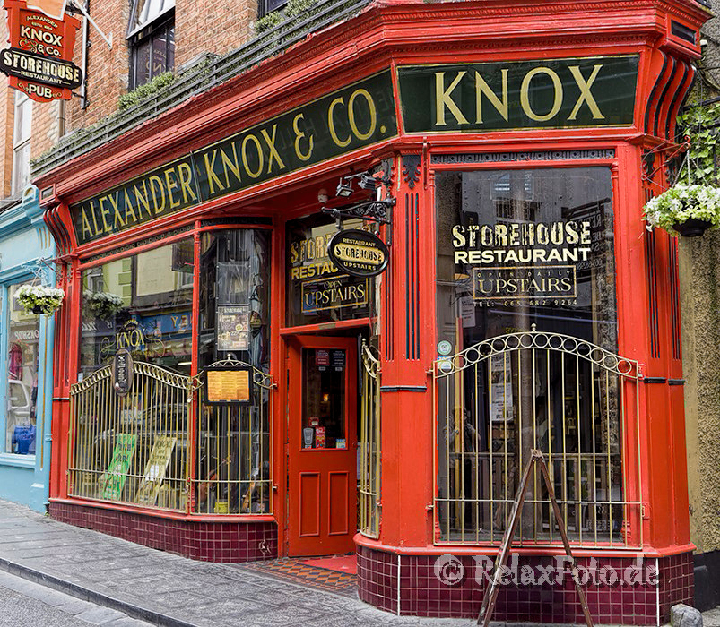 Pubs-Restaurants-Fassaden-Strukturen-Haeuser-Haus-Fassaden-Pubs-Laeden-Laden-Geschaefte-Irland-Streetfotografie-A-Sony_DSC2404