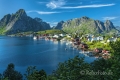 Lofoten-Landschaften-Landschaftsbilder-Landschaftsfotos-Bilder-Fotos-Reine-Fischerort-Hafen-Fischereihafen-B_DSC4049.jpg