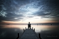 rollstuhlfahrer-natur-see-aura-einsamkeit-ruhe-stille-abendstimmung-h_mg_7087a