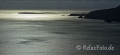 Landschaften-Leuchtturm-Abendstimmung-Spiegelungen-Meer-Silhouette-Felsen-Steilkueste-Wild-Atlantic-Way-Irland-Irische-Kueste-Westkueste-A_SAM4701