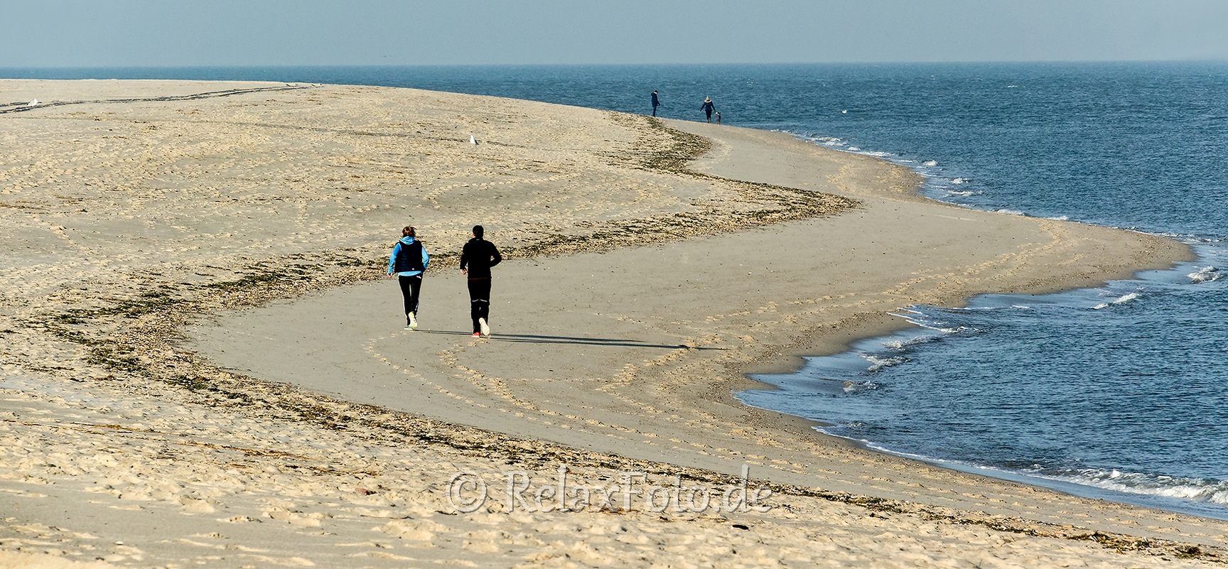 Ellenbogen-Fitness-Jogger-Duenen-Sand-Sylt-Winter-Bilder-Fotos-Strand-Landschaften-RX_01334